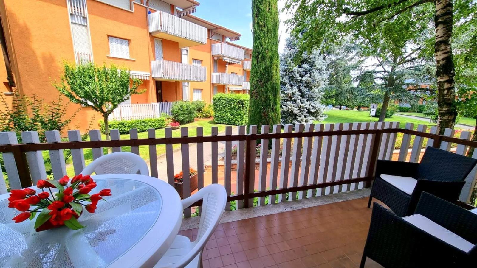 Appartamento Peschiera Peschiera del Garda Esterno foto